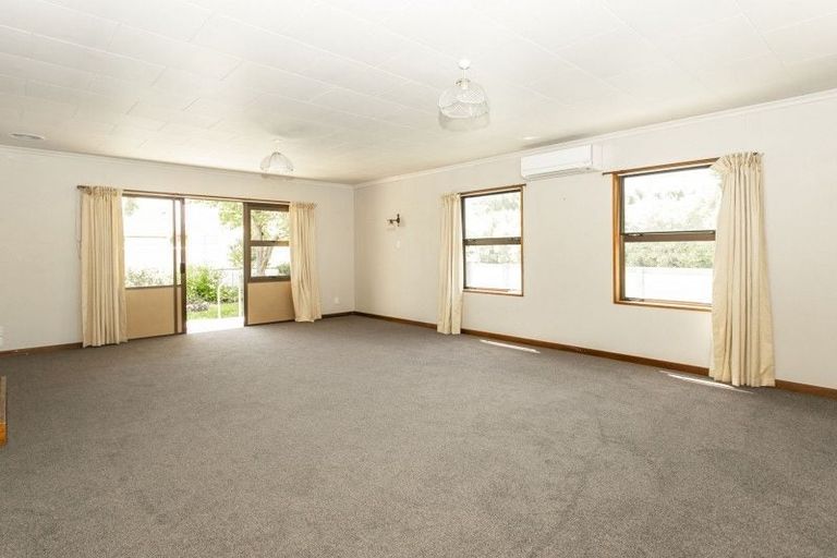 Photo of property in 37 Buckleys Terrace, Tinwald, Ashburton, 7700