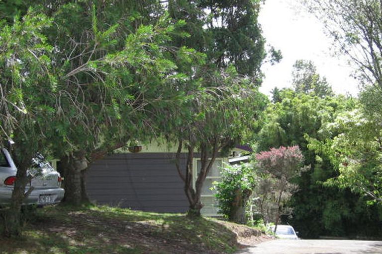 Photo of property in 6 Shona Place, Henderson, Auckland, 0612