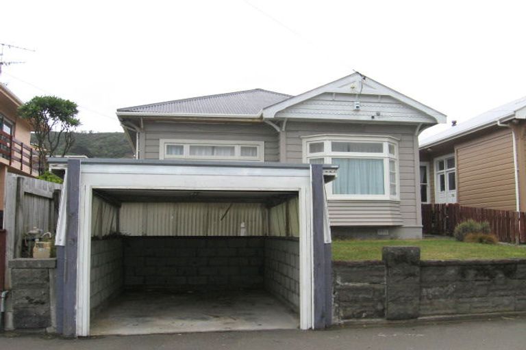 Photo of property in 15/154 Onepu Road, Lyall Bay, Wellington, 6022