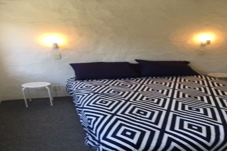 Photo of property in Oceanside Apartments, 5/453 Hibiscus Coast Highway, Orewa, 0931