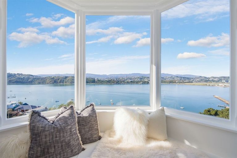 Photo of property in 41 Overtoun Terrace, Hataitai, Wellington, 6021