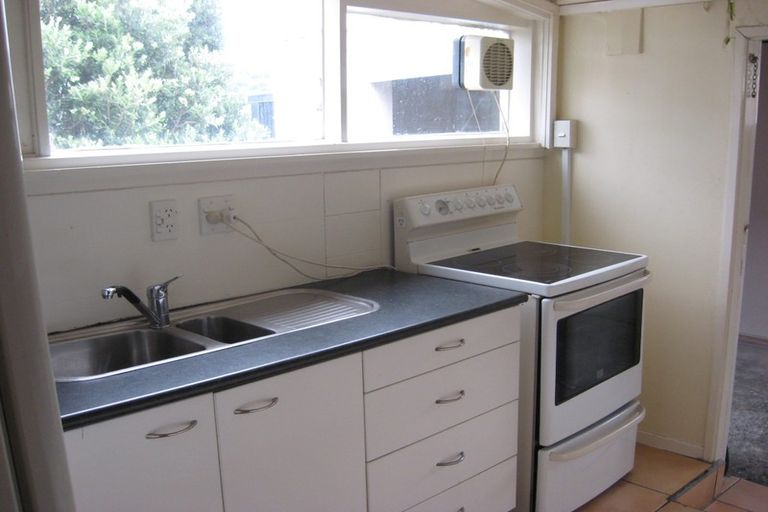 Photo of property in 28 Revans Street, Miramar, Wellington, 6022