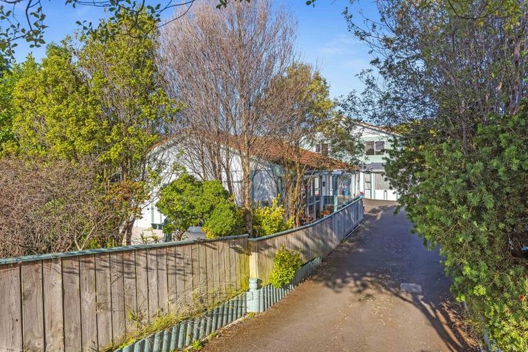 Photo of property in 110 Arawhata Road, Paraparaumu, 5032