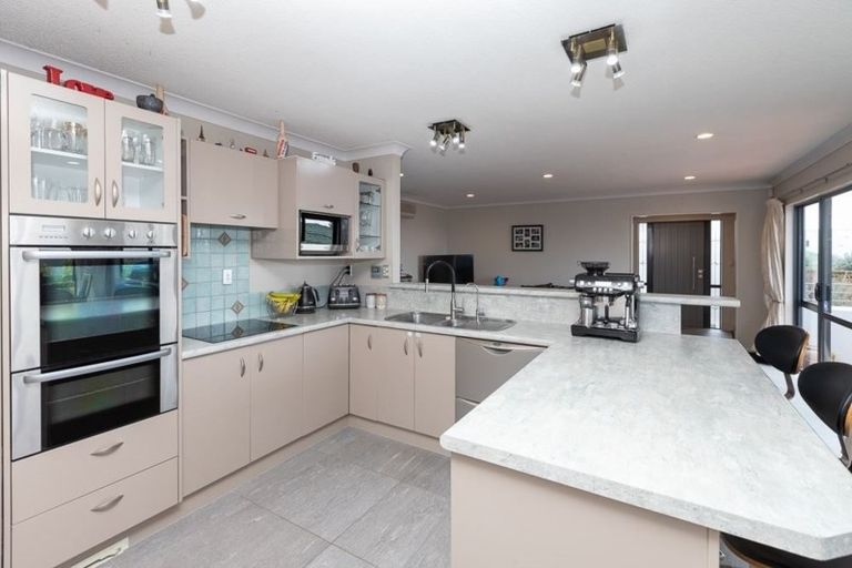 Photo of property in 7 Southworth Place, Grandview Heights, Hamilton, 3200
