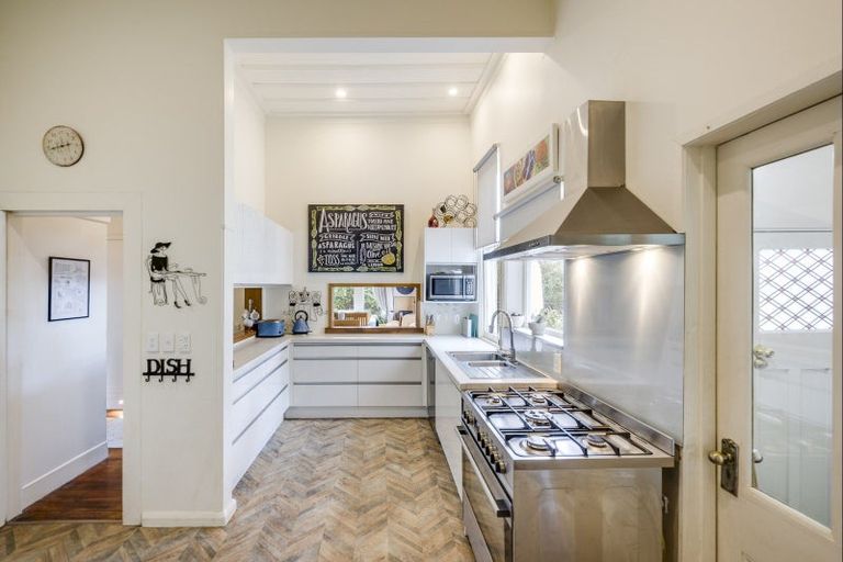 Photo of property in 506 Market Street South, Hastings, 4122