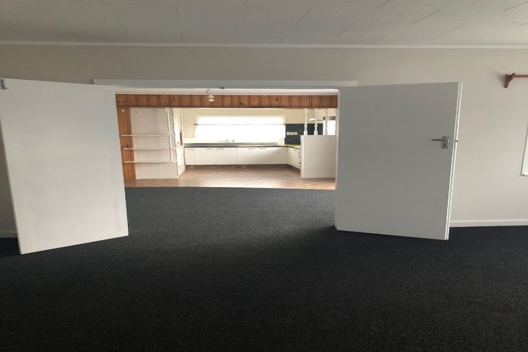 Photo of property in 9 King Street, Papatoetoe, Auckland, 2104