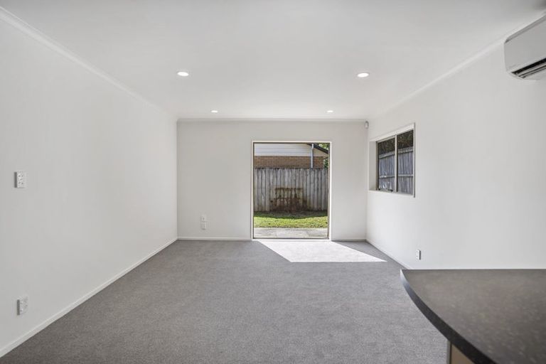 Photo of property in 70d Kayes Road, Pukekohe, 2120