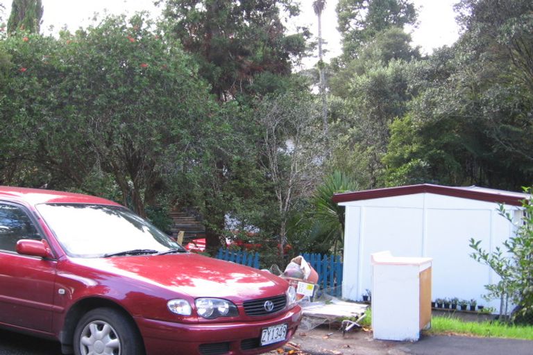 Photo of property in 56 Sylvan Valley Avenue, Titirangi, Auckland, 0604