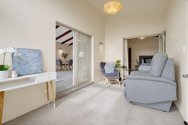 Photo of property in 23a Fulford Street, New Plymouth, 4310