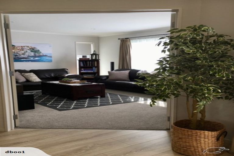 Photo of property in 29 Nganui Avenue, Takanini, 2112