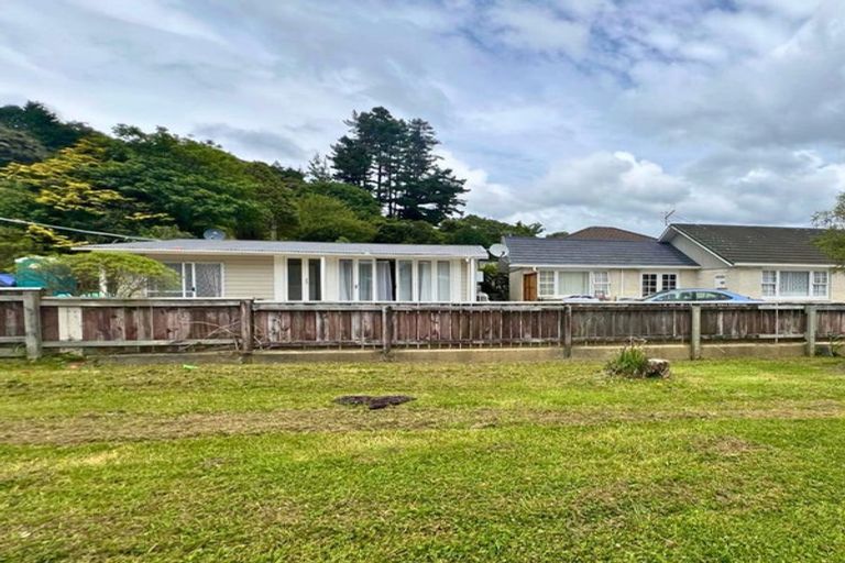 Photo of property in 109 Main Road, Wainuiomata, Lower Hutt, 5014