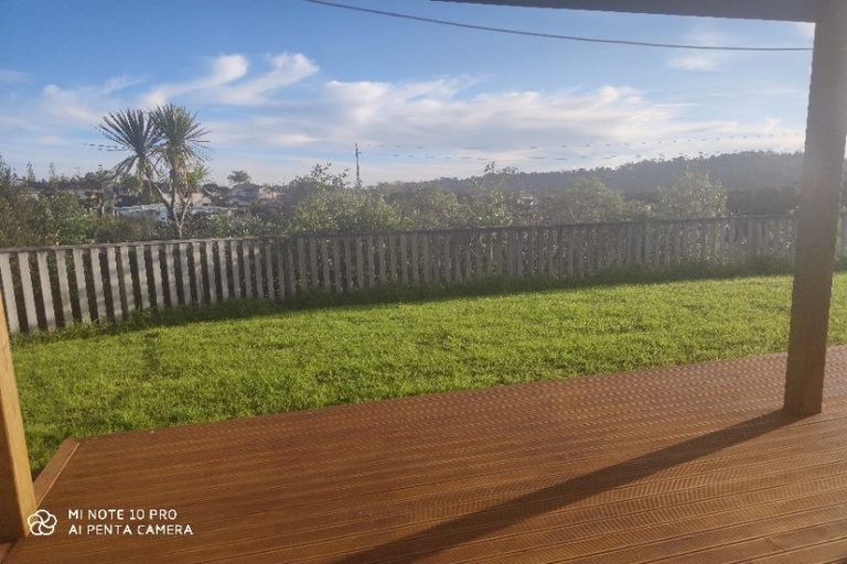 Photo of property in 76 Laurel Oak Drive, Schnapper Rock, Auckland, 0632
