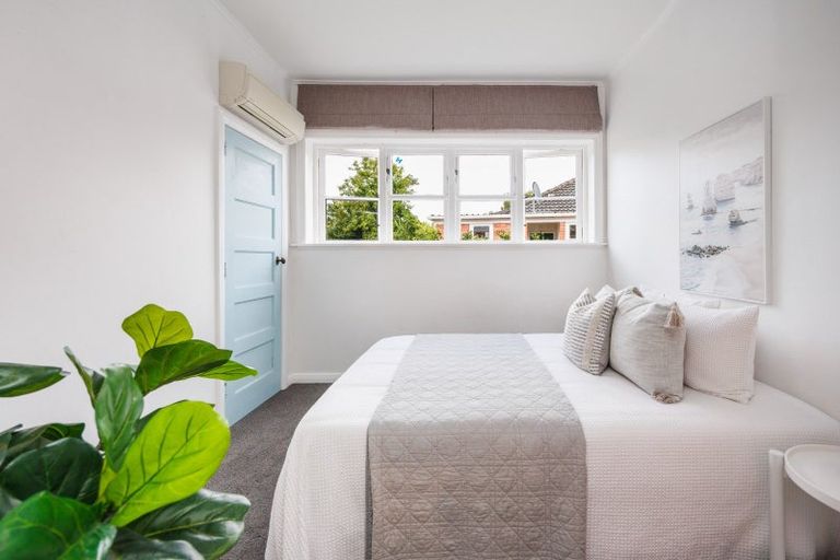 Photo of property in 63 Savage Crescent, West End, Palmerston North, 4412