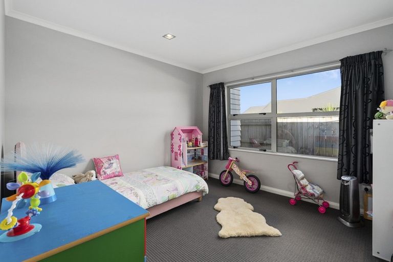 Photo of property in 7 Galea Grove, Kelvin Grove, Palmerston North, 4414