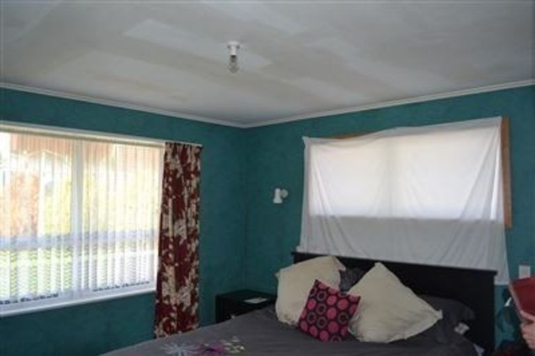 Photo of property in 8 Manurewa Grove, Wainuiomata, Lower Hutt, 5014