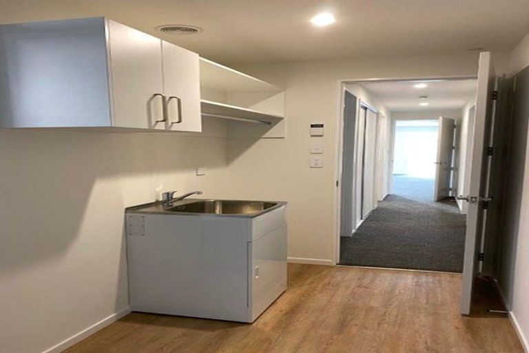 Photo of property in 1/230 Grahams Road, Burnside, Christchurch, 8053