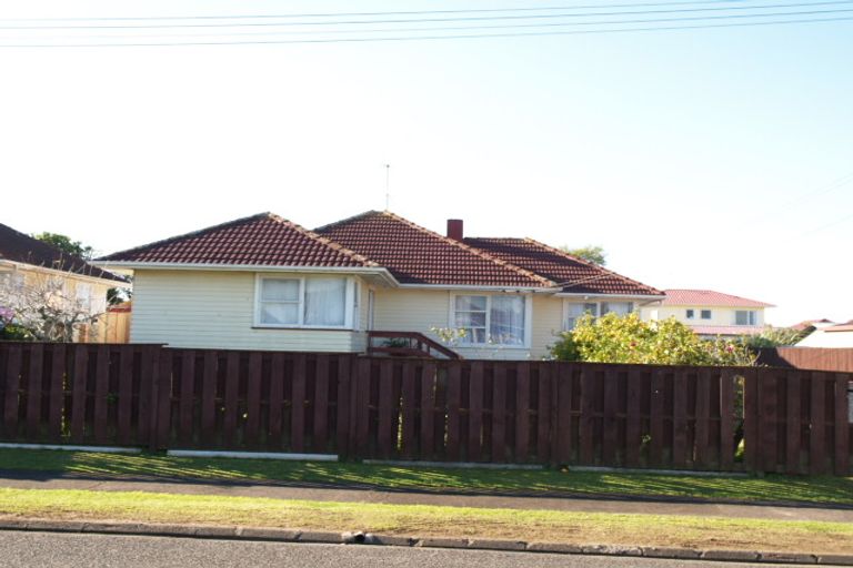 Photo of property in 3 Halswell Street, Mangere East, Auckland, 2024