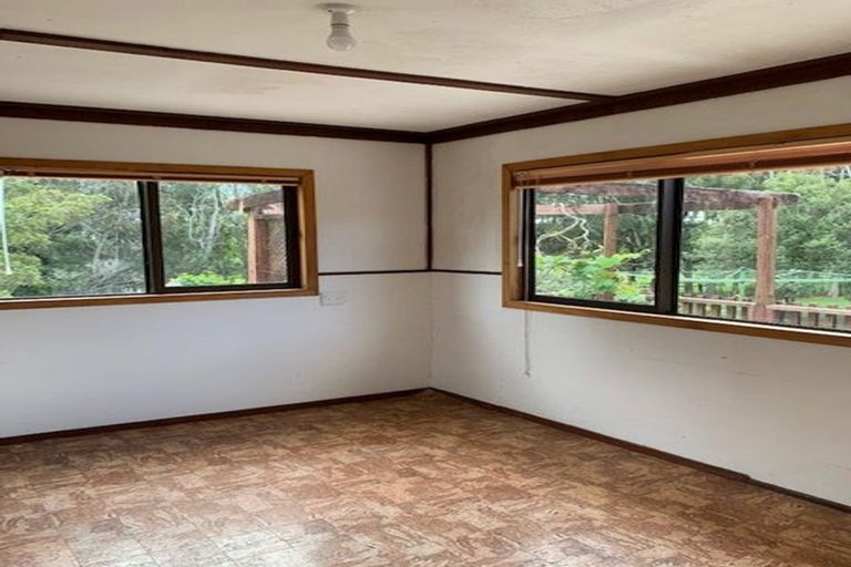 Photo of property in 104 Cemetery Road, Wainui, Silverdale, 0992