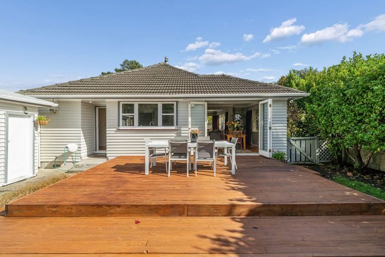 Photo of property in 13 Deller Grove, Silverstream, Upper Hutt, 5019