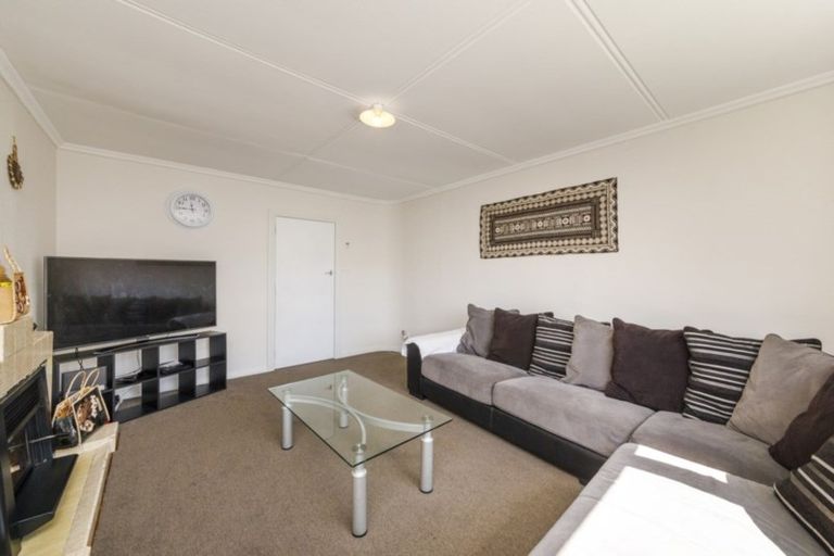 Photo of property in 5 Potaka Street, Marton, 4710