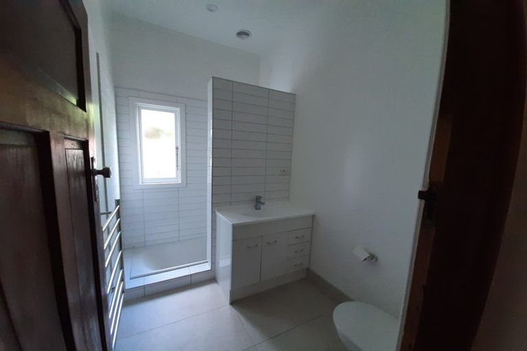 Photo of property in 31 Garelja Road, Henderson, Auckland, 0612