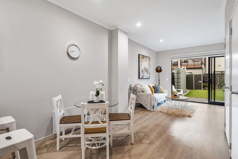 Photo of property in 3 Kerewhenua Crescent, Hobsonville, Auckland, 0616