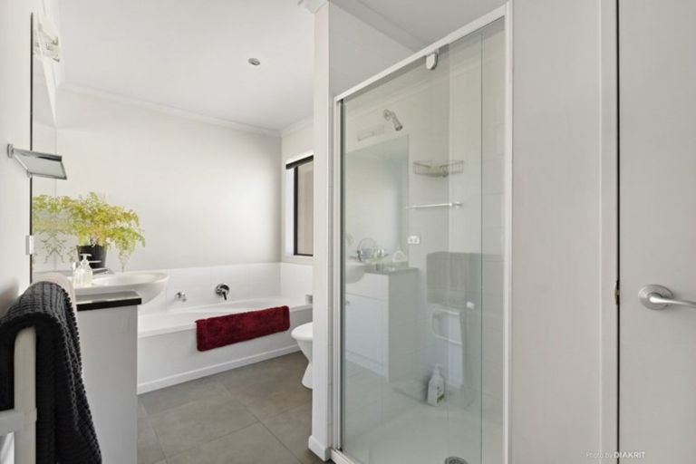 Photo of property in 16/15 Roxburgh Street, Mount Victoria, Wellington, 6011