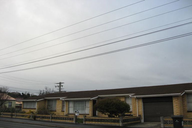 Photo of property in 17 Bay View Road, South Dunedin, Dunedin, 9012