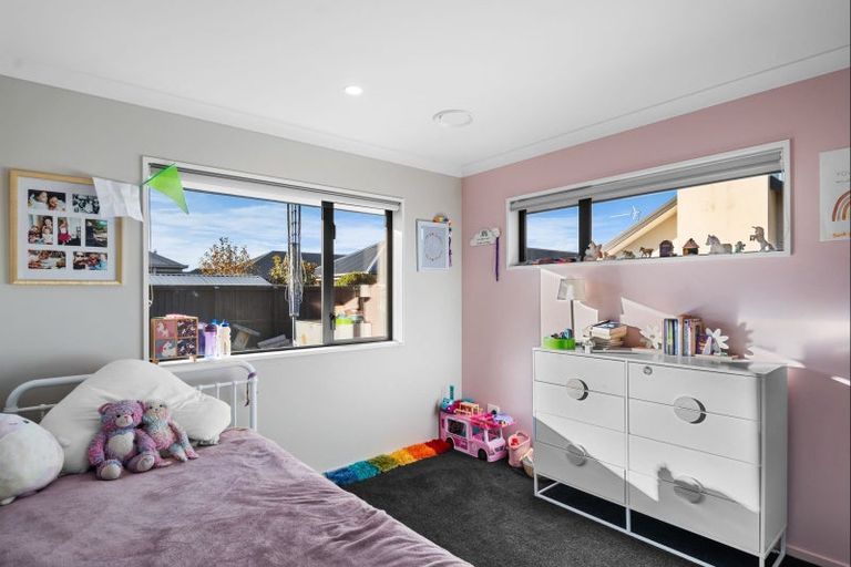 Photo of property in 8 Denimes Crescent, Rolleston, 7614