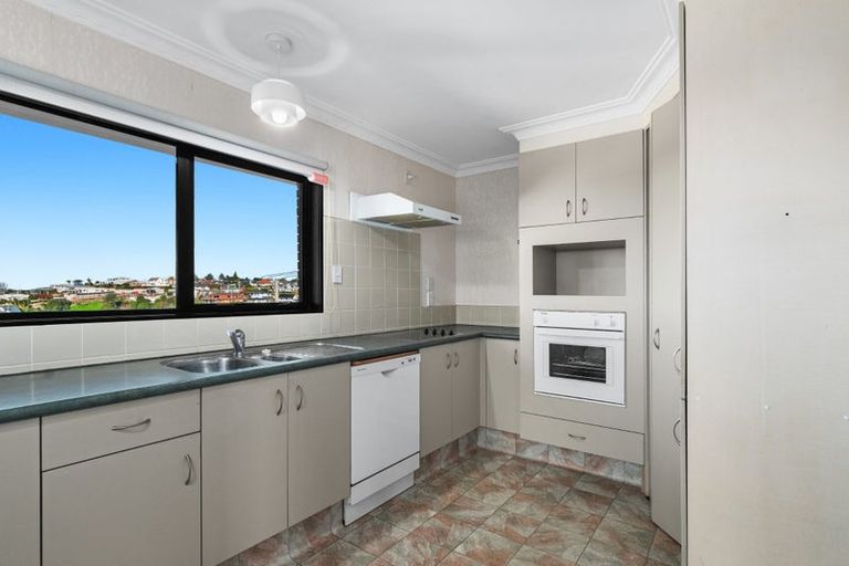 Photo of property in 9b Tirinui Crest Road, Otumoetai, Tauranga, 3110