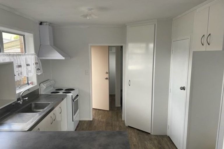 Photo of property in 1/6 Cornwall Road, Papatoetoe, Auckland, 2025