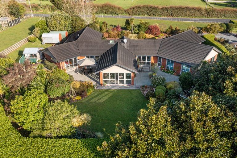 Photo of property in 361 Waitoki Road, Waitoki, Kaukapakapa, 0871