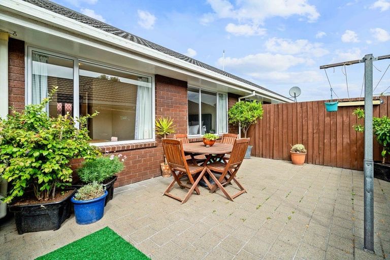 Photo of property in 2/38 Maxwell Street, Riccarton, Christchurch, 8041