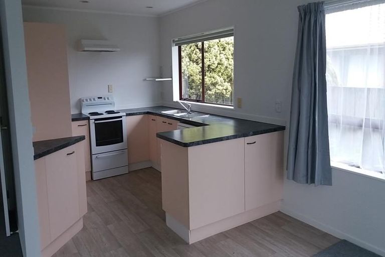 Photo of property in 112 Makarini Street, Paraparaumu, 5032