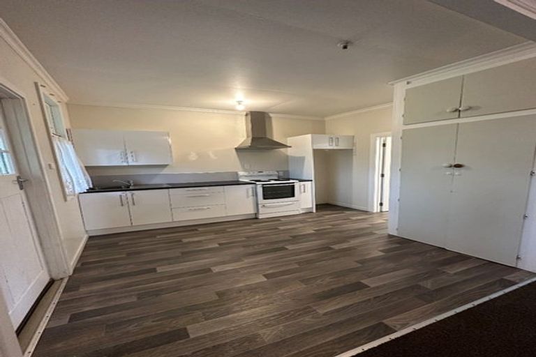 Photo of property in 19 Ruapehu Street, Castlecliff, Wanganui, 4501