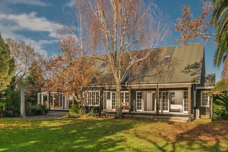 Photo of property in 5 Laura Place, Whitianga, 3510