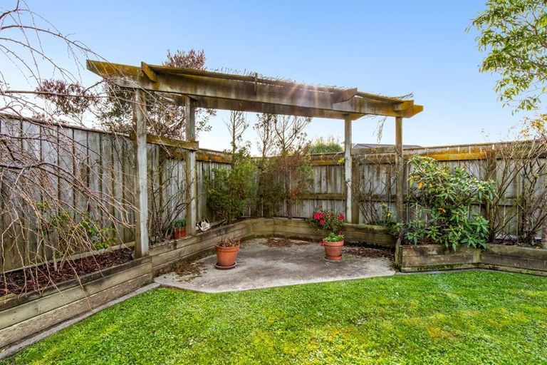 Photo of property in 11 Cleveland Heights, Kelvin Grove, Palmerston North, 4414