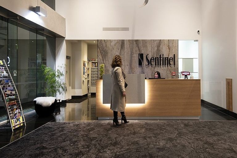 Photo of property in Sentinel Apartments, 2403/3 Northcroft Street, Takapuna, Auckland, 0622