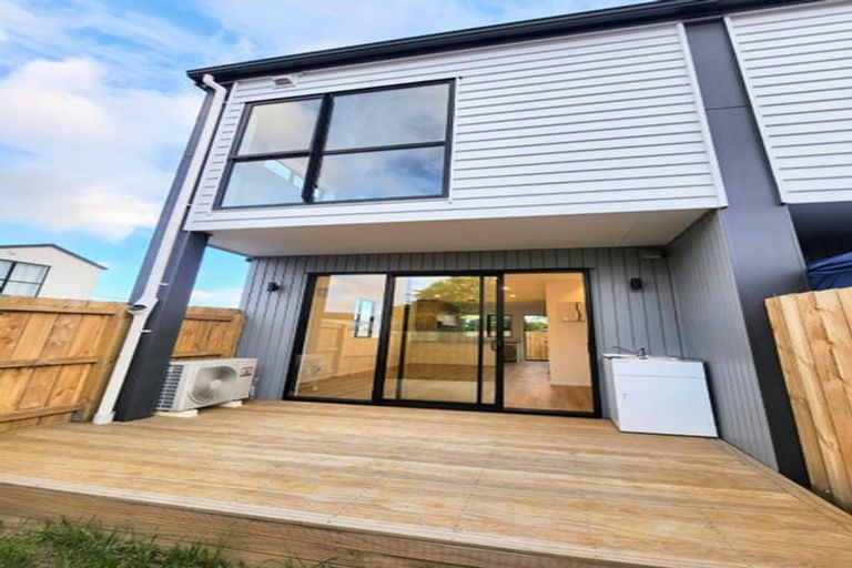 Photo of property in 3/14 Clendon Place, Manurewa, Auckland, 2102