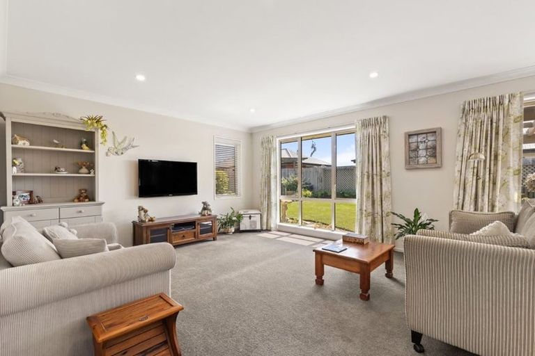 Photo of property in 16 El Alamein Avenue, Rangiora, 7400
