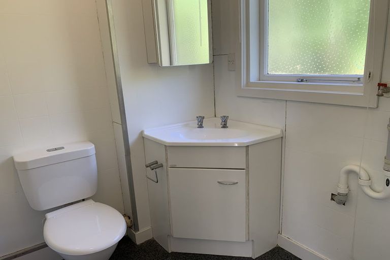 Photo of property in Milford Court Flats, 515u9 Adelaide Road, Berhampore, Wellington, 6023