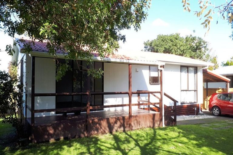 Photo of property in 9b Nearco Street, Randwick Park, Auckland, 2105