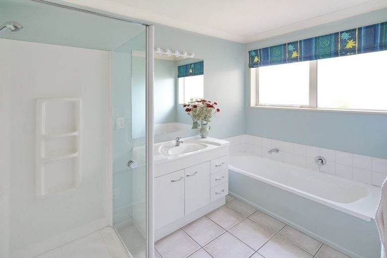 Photo of property in 10 Hendon Street, Edgeware, Christchurch, 8013