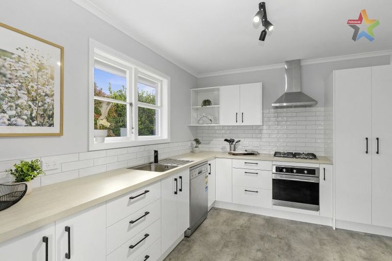 Photo of property in 20 Keys Street, Elderslea, Upper Hutt, 5018