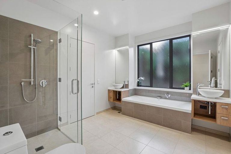 Photo of property in 4 Lindmore Lane, Lower Shotover, Queenstown, 9371