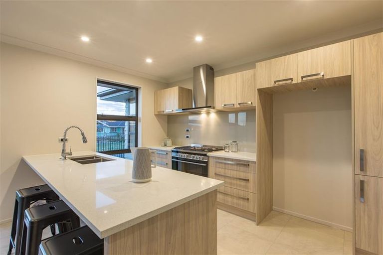 Photo of property in 5 Milano Lane, Wigram, Christchurch, 8025