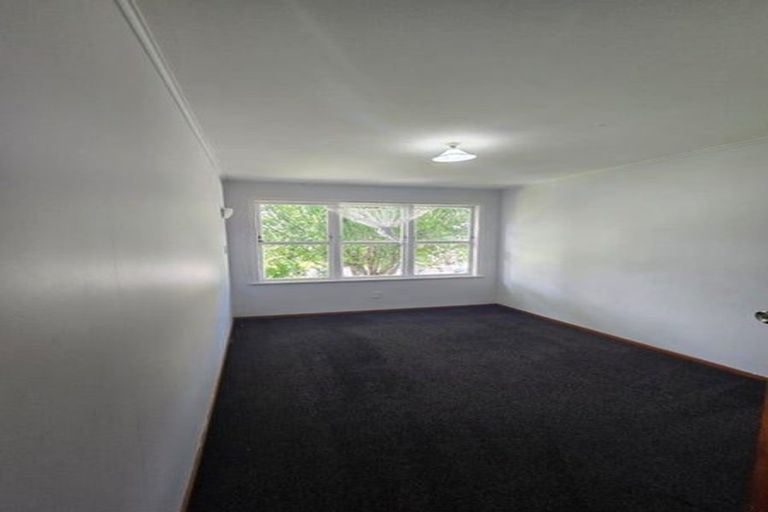 Photo of property in 151 Gossamer Drive, Pakuranga Heights, Auckland, 2010