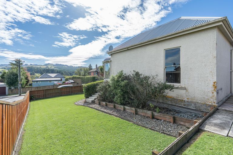 Photo of property in 7 Derby Street, Green Island, Dunedin, 9018