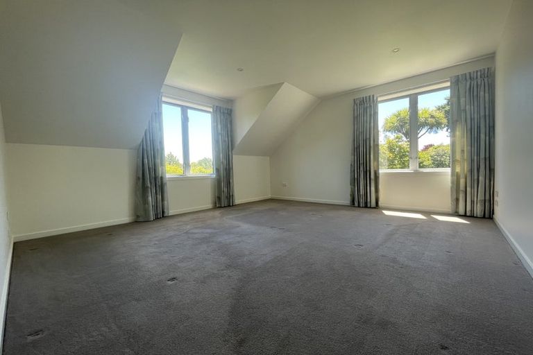Photo of property in 1 Purau Terrace, Cashmere, Christchurch, 8022