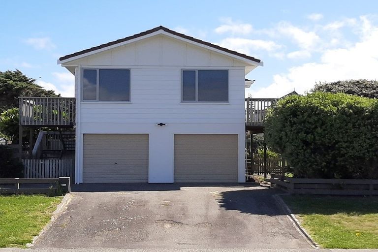 Photo of property in 266 Manly Street, Paraparaumu Beach, Paraparaumu, 5032